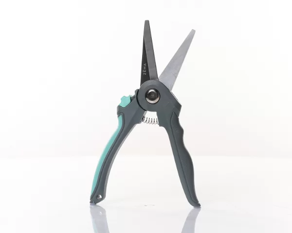 Профессиональный садовый секатор с прямыми лезвиями "ZEMA" 2006